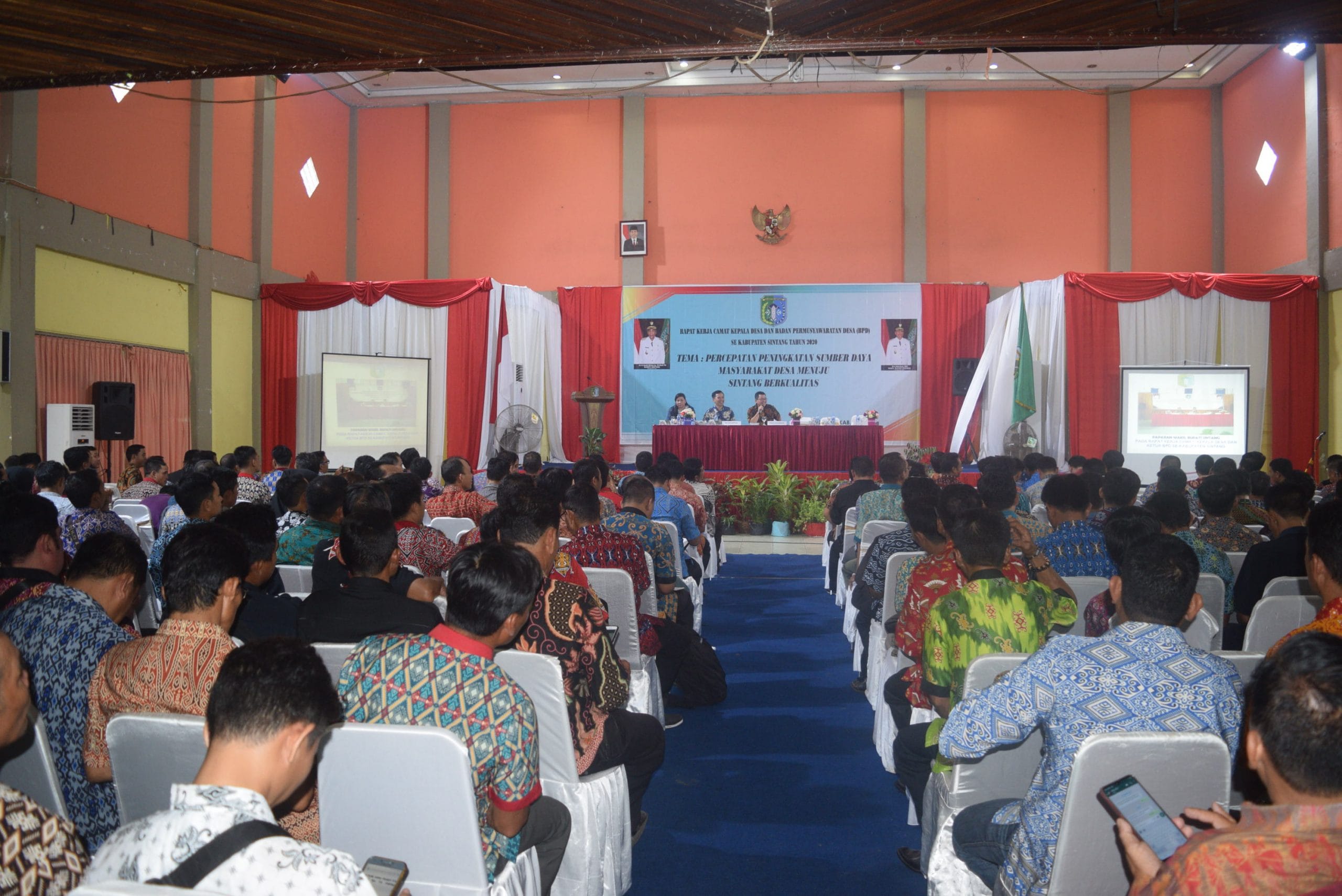 Buka Raker Camat, Kades dan BPD, Askiman Ungkap Rencana Kerja ‘Sepenemu’