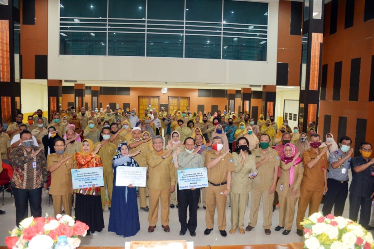 Bupati Kubu Raya Ajak PNS Purnatugas Tetap Bahagia