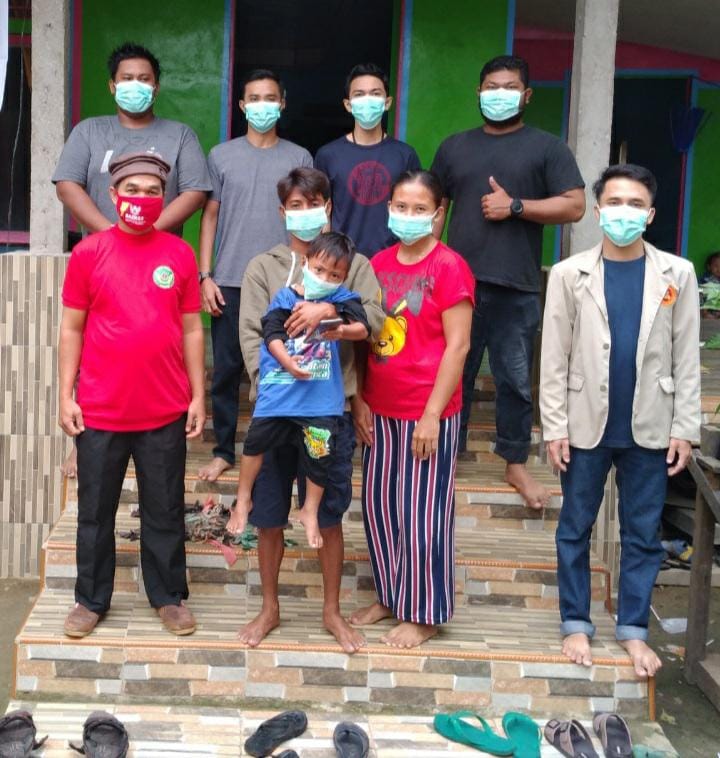 Door to Door, Baznas Sanggau Khitan 30 Anak di Desa Nanga Biang