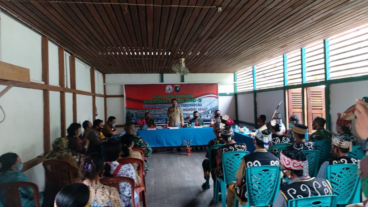 Kodim Putussibau Canangkan Satgas Desa Tangkal Covid-19, Wabup Ingatkan 3M