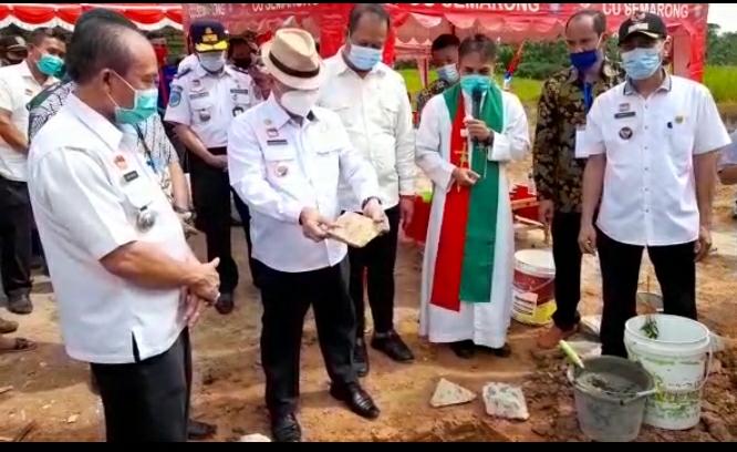 Pemkab Sanggau akan Berikan Dana Hibah untuk Pembangunan Gereja Katolik di Kedakas