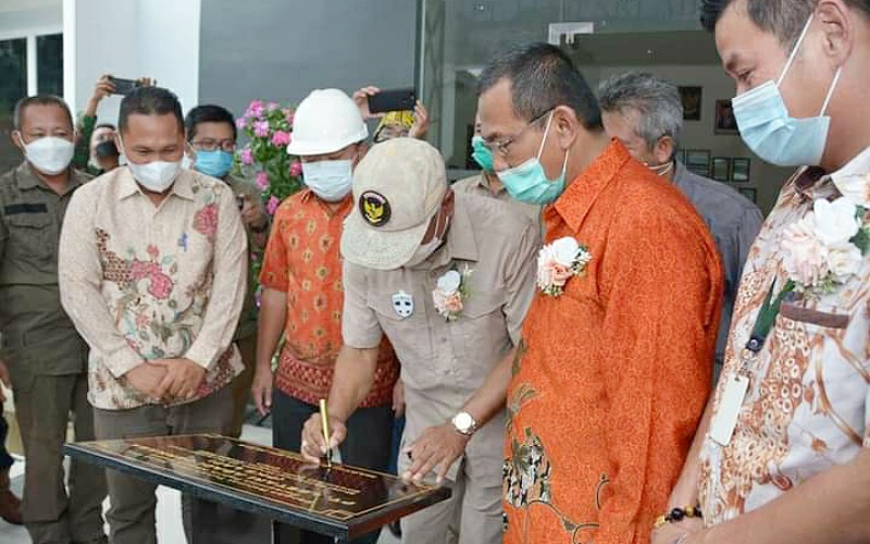 Bupati Ketapang Resmikan Pabrik Kelapa Sawit PT Lestari Abadi Perkasa