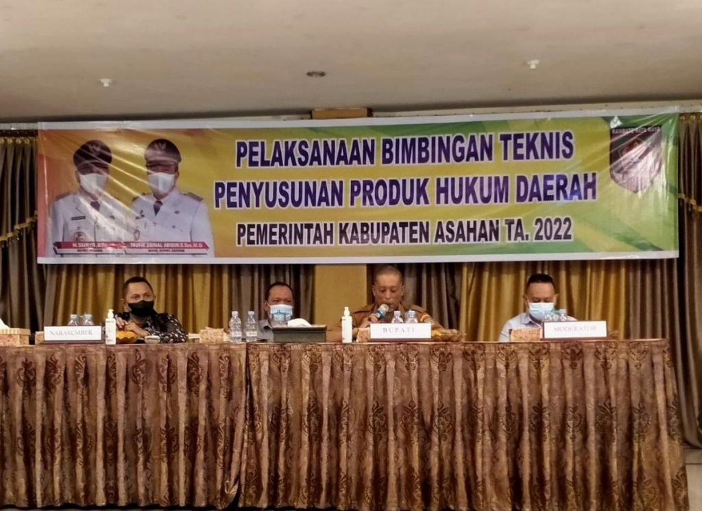 Pemkab Asahan menggelar Bimtek Penyusunan Produk Hukum Daerah, Selasa (15/2/2022). Foto: Ist