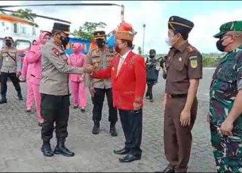 Kapolda Pantau Vaksinasi yang Digelar Polres Sanggau