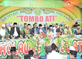 Hadiri Sholawat Tombo Ati, Farhan: Ketapang Diharapkan Selalu Tentram