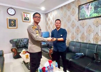 HUT Bhayangkara, AJK dan PWI Beri Kejutan ke Polres Ketapang