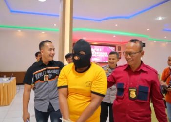 Satreskrim Polres Sintang Bekuk Residivis Spesialis Pembobol Tempat Perbelanjaan