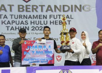 Turnamen Futsal Piala Kapuas Hulu Hebat Usai, Polres Kapuas Hulu Juara