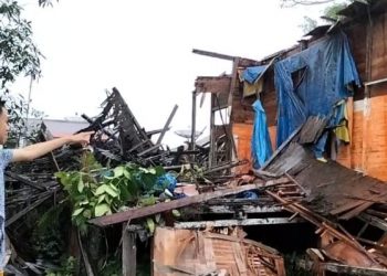 Rumah Kaca Sekadau Roboh