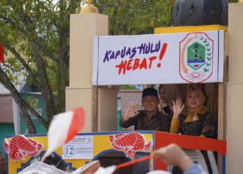 Pawai Taruf MTQ Kalbar, Wabup Wahyu Terkesan dengan Masyarakat Ketapang