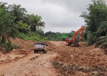Bentuk Tanggung Jawab Perusahaan, HPI Salurkan CSR untuk Perbaikan Jalan