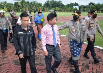 Ketua DPRD Sambas Ikut Sambut Kedatangan Wakapolda Kalbar