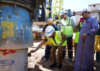 Edi Kamtono Lakukan Prosesi Tepung Tawar Pembangunan Duplikasi Jembatan Kapuas l