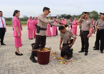 39 Personel Polres Kubu Raya Naik Pangkat, Satu Orang Purna Bakti