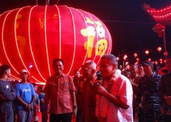 Resmikan Dua Lampion Raksasa di Sungai Kakap, Bupati Muda: Kubu Raya Selalu Jadi Inspirasi