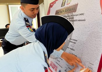 Pegawai Rutan Putussibau Komitmen Bangun Zona Integritas