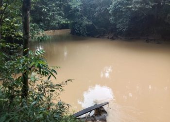 Air Sungai Seberuang Kembali Keruh, PETI Diduga Beroperasi Lagi