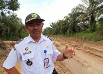 Tidak Penuhi Tanggung Jawab, PT KSUP dan PT PML Dilarang Melintasi Jalan Desa Maribas