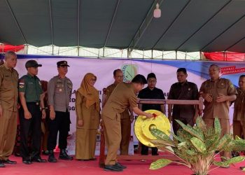 Buka Peringatan BBGRM di Selakau, Bupati Satono Harap Ketahanan Pangan Semakin Meningkat