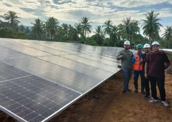 Perkuat Sistem Kelistrikan Perbatasan Indonesia – Malaysia, PLN Kembangkan PLTS di Temajuk