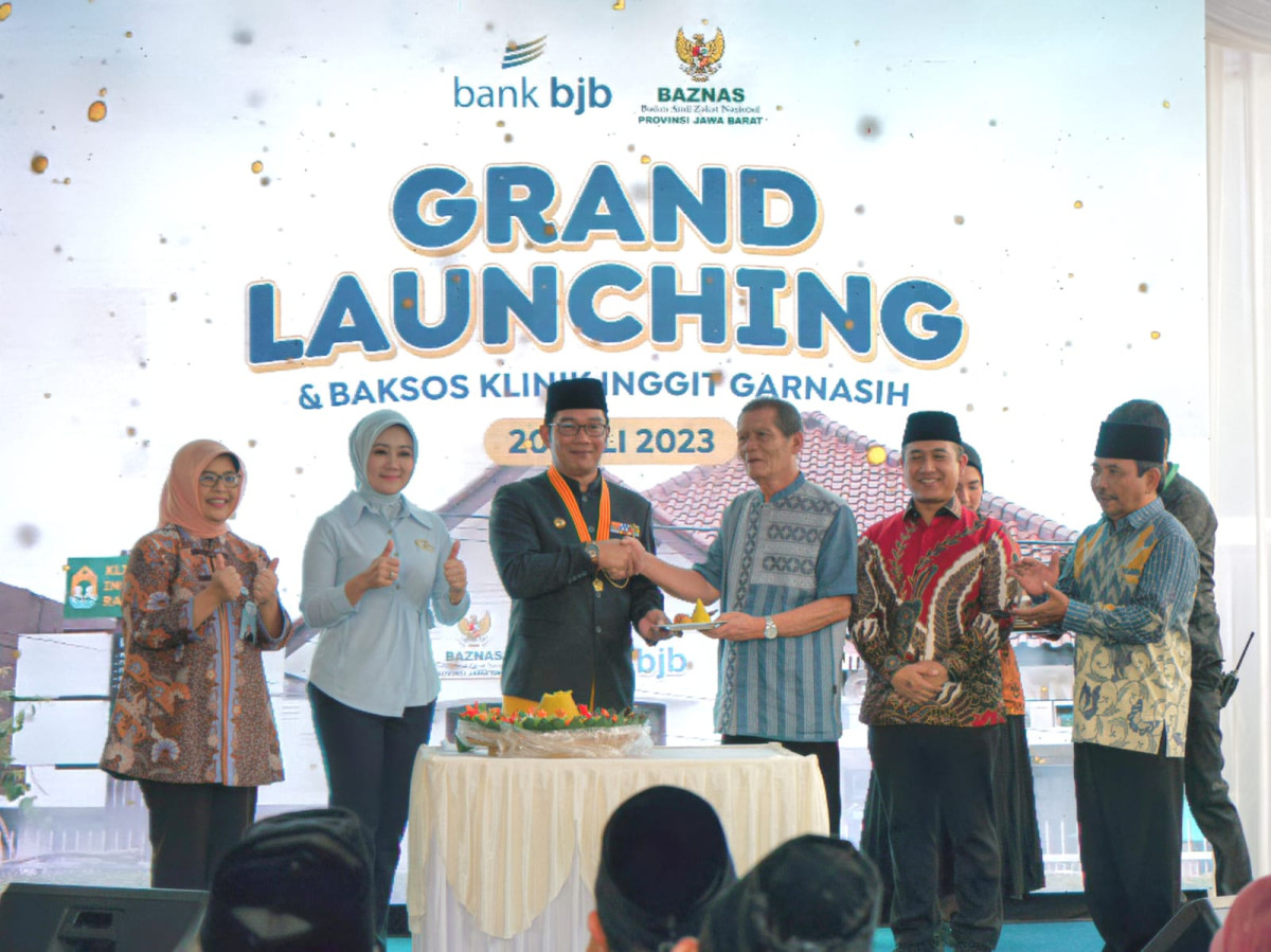 Pemimpin Divisi Corporate Secretary Bank BJB Widi Hartoto mengatakan, Bank BJB berkomitmen memberikan dukungan CSR terhadap program “Nyaah ka Kolot”. Foto: Bank BJB.