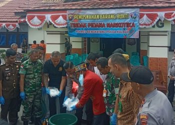 Pemusnahan Barang Bukti Narkotika di Polres Bengkayang, 3.095,91 Gram Sabu Dituang ke Safety Tank