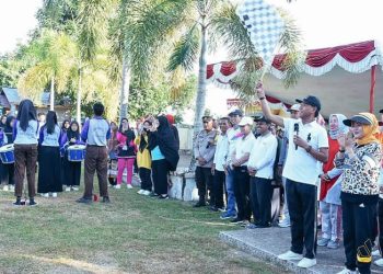 Wabup Farhan Lepas Peserta Jalan Santai di Benua Kayong