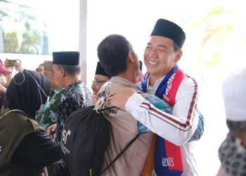 Bupati Sis Sambut Kepulangan Jemaah Haji di Batam
