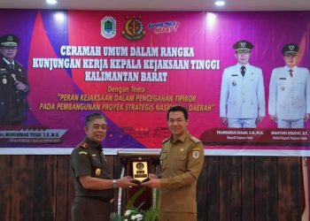 Kajati Kalbar Kunjungi Kapuas Hulu, Bupati Harap Kedepankan Komunikasi Selesaikan Masalah Hukum