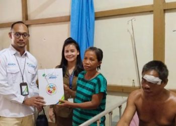 Hari Pelanggan Nasional, BPJS Ketenagakerjaan Kapuas Hulu Kunjungi Pasien di Rumah Sakit