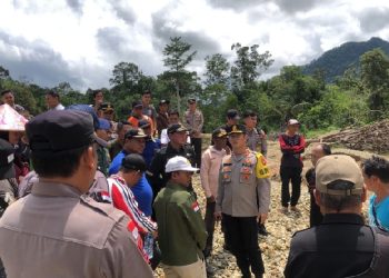 Selamatkan Persawahan, Kapolres dan Wabup Kapuas Hulu Tinjau Lokasi PETI di Sungai Besar