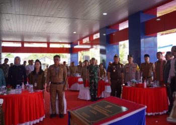 Kadinkes PP dan KB Kapuas Hulu Beserta Jajaran Hadiri Peresmian Bangunan RSUD Achmad Diponegoro