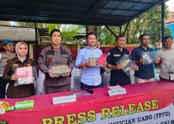 Polisi Sita Kendaraan, Perhiasan dan Uang Ratusan Juta Rupiah dari Bandar Narkoba Asal Sambas