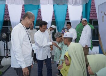 Tebar Kebahagiaan Ramadan, YBM PLN Jalankan Program Berbagi Keberkahan di Bulan Suci