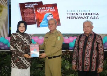 Momen Peringatan Hari Thalasemia 2024, Windy Luncurkan Buku Berjudul Tekad Bunda Merawat Asa