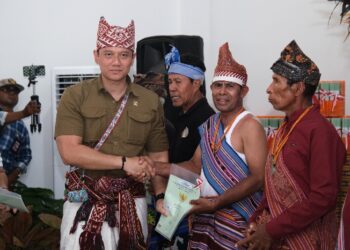 Terima Sertifikat dari Menteri AHY, Warga Eks Timor Timur Petik Hasil Kesetiaan kepada NKRI Setelah 25 Tahun