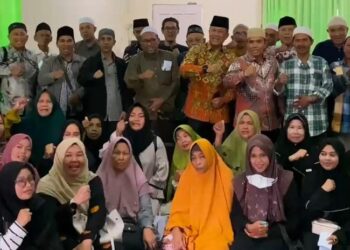 Keberangkatan Umrah Jemaah Muzdalifah, Midji-Didi Didoakan Menang Pilgub Kalbar