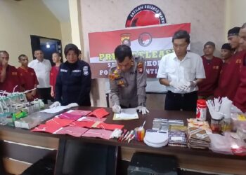 Lapak Sabu di Kampung Beting Digerebek Polisi, 15 Orang Ditangkap