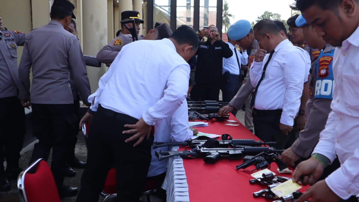 Dalam rangka mencegah penyalahgunaan senjata api (senpi) dinas, Polresta Pontianak melaksanakan pengecekan terhadap seluruh personel kepolisian yang ada di Kota Pontianak.