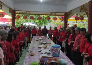 Sila Emas Jember gelar doa bersama menyambut Perayaan Imlek 2025 (foto: Sigit Priyono/Jurnalis.co.id)