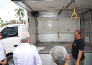 Pj Gubernur Kalbar, Harisson tinjau dapur umum untuk pelaksanaan program Makan Bergizi Gratis.