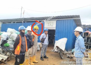 Korban Ruslan (dilingkari merah) sebelum meninggal dunia. Foto : ist