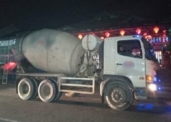 Pengendara Motor Tewas Terlindas Truk Molen di Sungai Raya, Bermula dari Senggolan dengan Sepeda Engkol