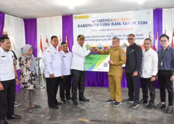 Foto: Yusran Anizam saat menghadiri Musrenbang RKPD Kecamatan Batu Ampar di Aula Kantor Camat Batu Ampar, Rabu (19/2/2025)