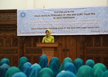 Pertemuan rutin dirangkaikan dengan Halal Bihalal Pengurus TP-PKK dan Guru PAUD PKk se-Kota Pontianak.