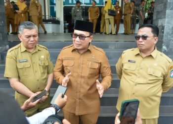 Sujiwo usai menjadi pembina apel gabungan sekaligus halalbihalal Pemerintah Kabupaten Kubu Raya di Halaman Kantor Bupati Kubu Raya, Selasa (8/4/2025).
