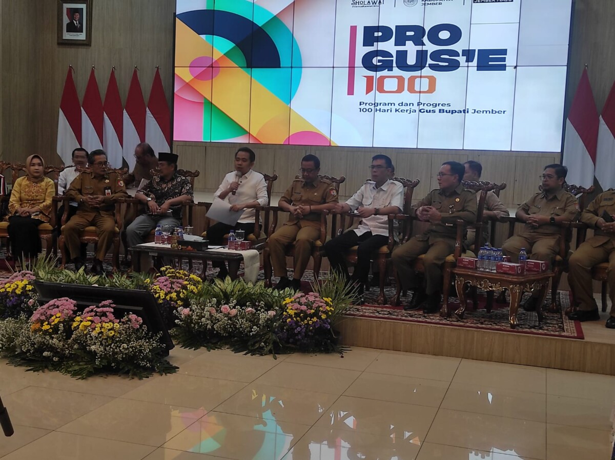 Pers Conference Pro Gus'e ke-5 di Pendopo Bupati Jember, Gus Fawait akan luncurkan program Bunga Desa. foto: Sigit Priyono/Jurnalis.co.id