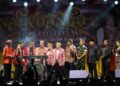 Wali Kota Pontianak Edi Rusdi Kamtono memukul gong menandai dimulainya Naik Dango ke-2 di Kota Pontianak.