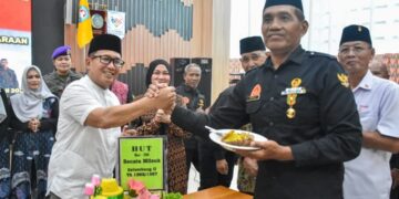 Peringatan Hari Ulang Tahun (HUT) ke-38 Angkatan Tamtama Delapan Tujuh (Antapanju) di Aula Praja Utama Kantor Bupati Kubu Raya, Minggu (20/4/2025).