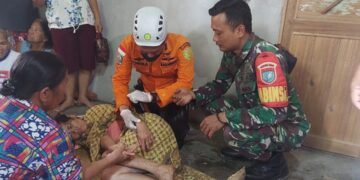 Jelita ( P/50 th) warga Desa Sungai Pukat, Dusun Teratai Indah, Kecamatan Kelam Permai, Kab. Sintang ditemukan setelah hilang selama dua hari.